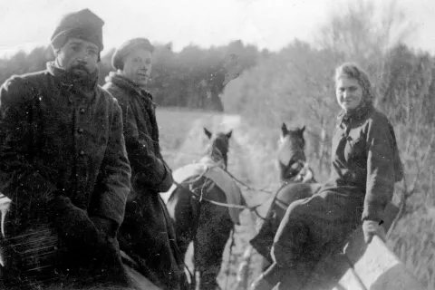 Oče v ujetništvu (1941) / Foto: Arhiv Avtorice