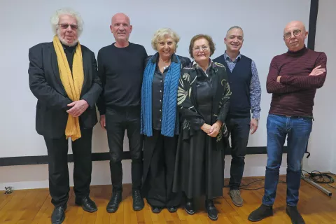 Prijatelji in sodelujoči v dokumentarnem filmu: Marko Mušič, Marko Arnež, dr. Nelida Nemec, Jadranka Šumi, scenarist dr. Andrej Doblehar in režiser Božo Grlj / Foto: Igor Kavčič