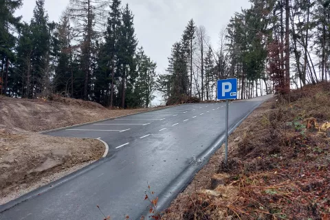 Nova parkirna mesta med Javornikom in Svetim Joštom / Foto: arhiv MOK