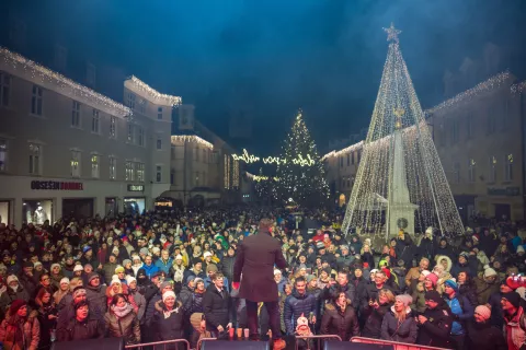 Silvestrovanje na prostem z Markom Vozljem in Mojstri v Kranju / Foto: Primož Pičulin