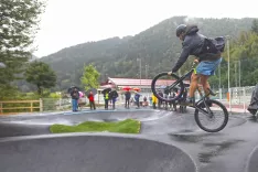 Pump track Železniki / Foto: Gorazd Kavcic