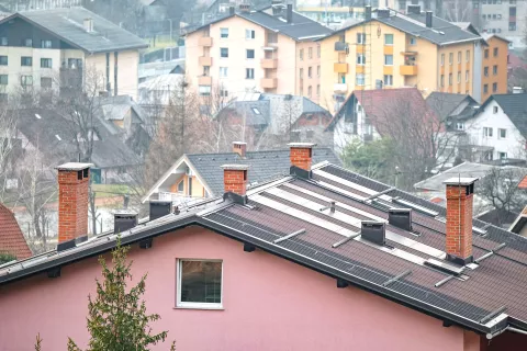 Kurilna sezona na Jesenicah se je začela prejšnji teden. / Foto: Nik Bertoncelj