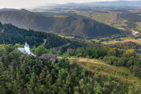 Pogled na območje Sv. Jakoba, kjer je bila v pozni antiki naselbina / Foto: Rok Bremec