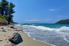 Plaža Milia velja za eno izmed najlepših na otoku Skopelos / Foto:  