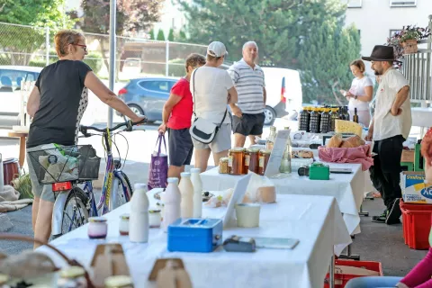 Domačih dobrot ne bo manjkalo. / Foto: Tina Dokl