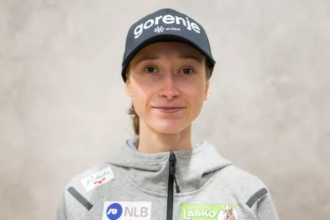 Novinarska konferenca slovenske ženske in moške reprezentance v smučarskih skokih za sezono 2024/25 - Nika Prevc / Foto: Primož Pičulin