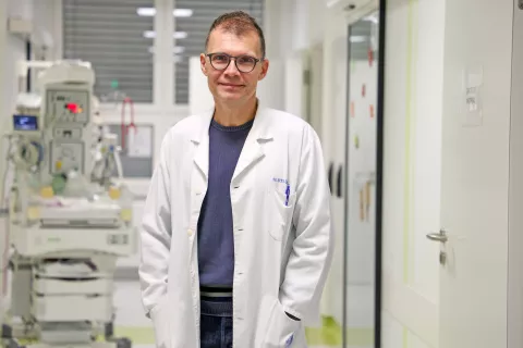 Branislav Reljić, dr. med., spec. gin. in porod. / Foto: Tina Dokl