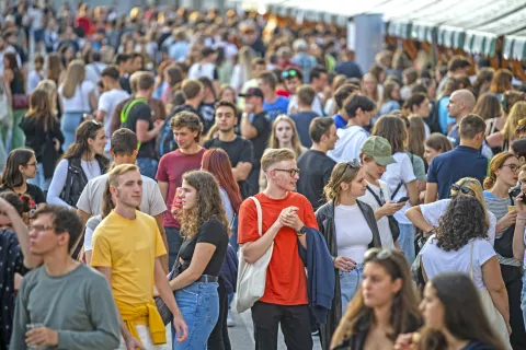 Študenti, Štipendija / Foto: Bostjan Podlogar/sta